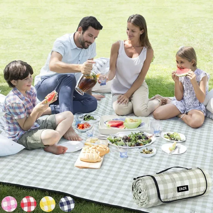 ZAZE Green and White Gingham Picnic Blanket
